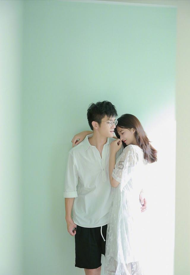 女儿今年19岁 应该和父亲保持怎样的距离游戏画面